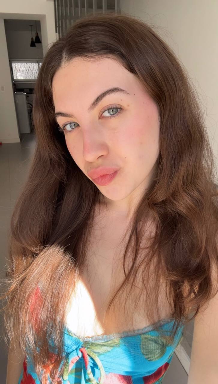 Nude girl Amber in Volgograd