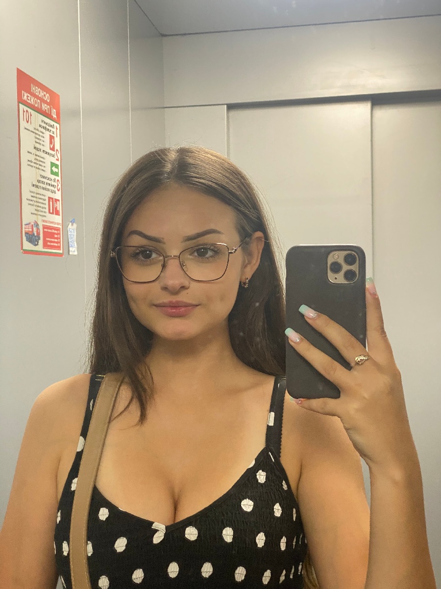 Sexy model Stacy in Volgograd